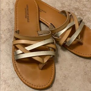 American Eagle thong sandals